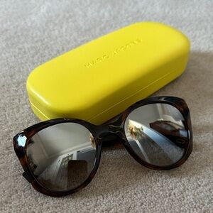 Marc Jacobs Oversized Tortoiseshell Sunglasses With Mirrored Lenses !